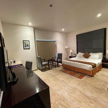 Central Boutique Hotel Moradabad Exterior photo